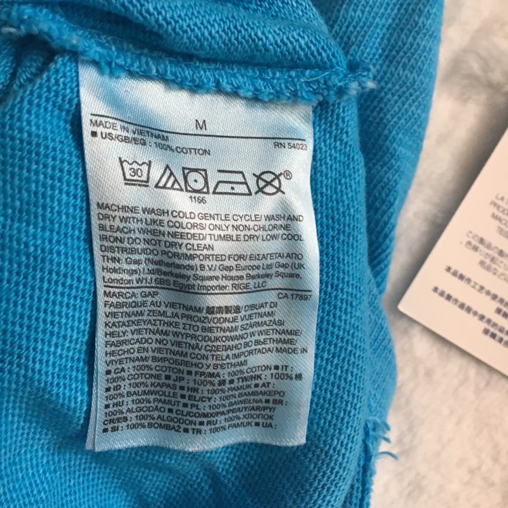 New With Tags Gap Long Sleeve Top - Picture 8 of 8